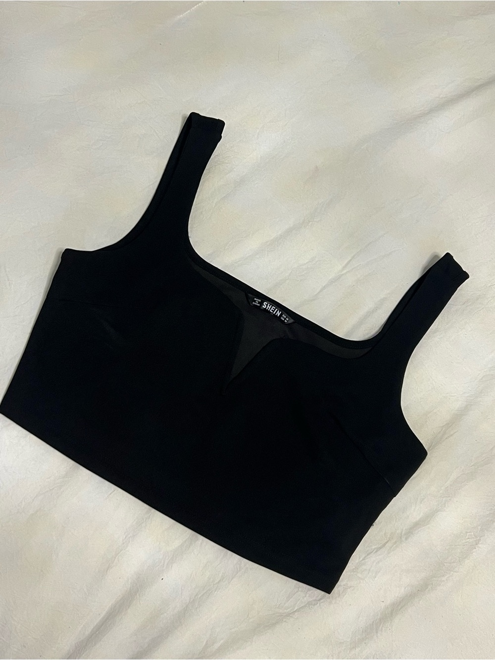 SHEIN Black Seam Detail Cropped Tank